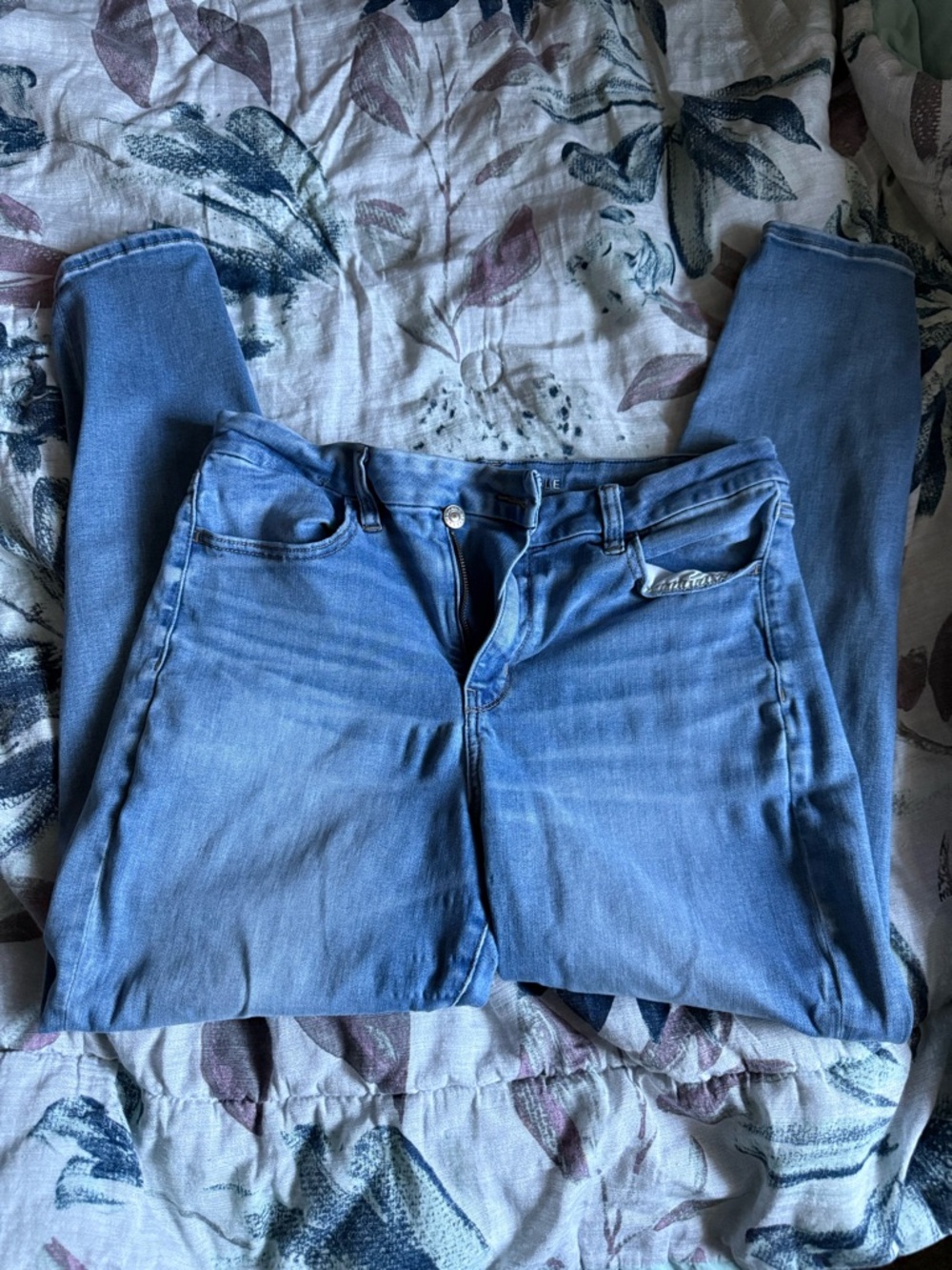 American Eagle Curvy High-Rise Light Blue Jeggings Size 12 Regular